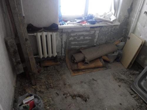 Все тут у вас показывают свои замечательные ремонты, что и я не удержался и решил показать свой первый ремонт на кухне. 01