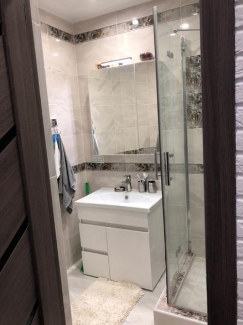 Вот так мы у себя санузлы в квартире обновили. 08