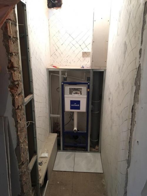 Вот так мы у себя санузлы в квартире обновили. 04