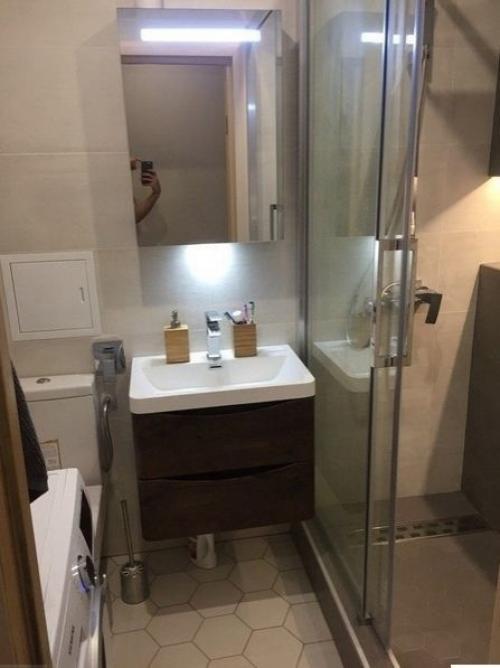 Как же мы рады, что наконец закончили санузел. 02