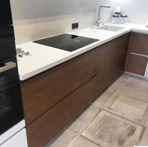 Показываю вам во всей красе свою современную и очень функциональную кухню. 03