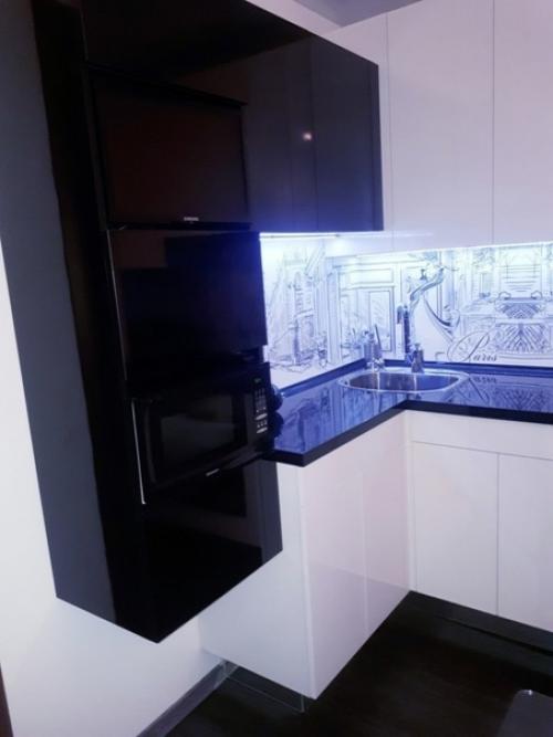 Вот такой ремонт сделали у себя в хрущевке. 02