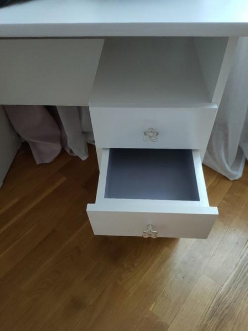 Уже не знали что делать с этим столом. 04