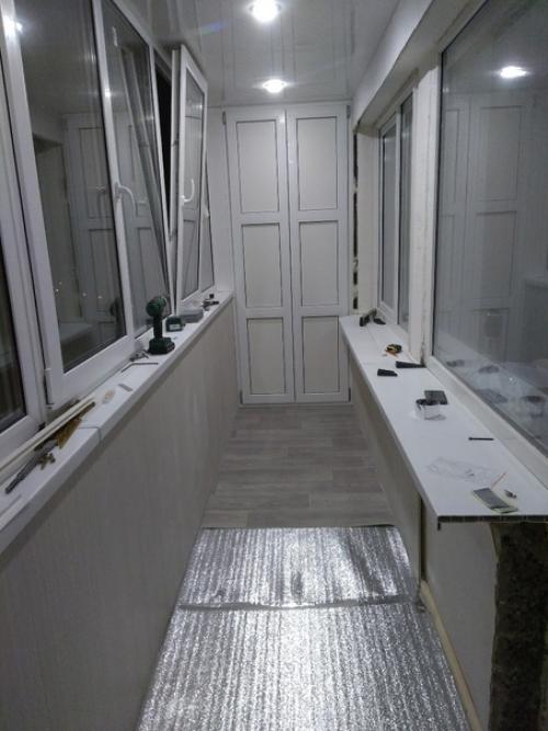 Показываю процесс ремонта на балконе. 02