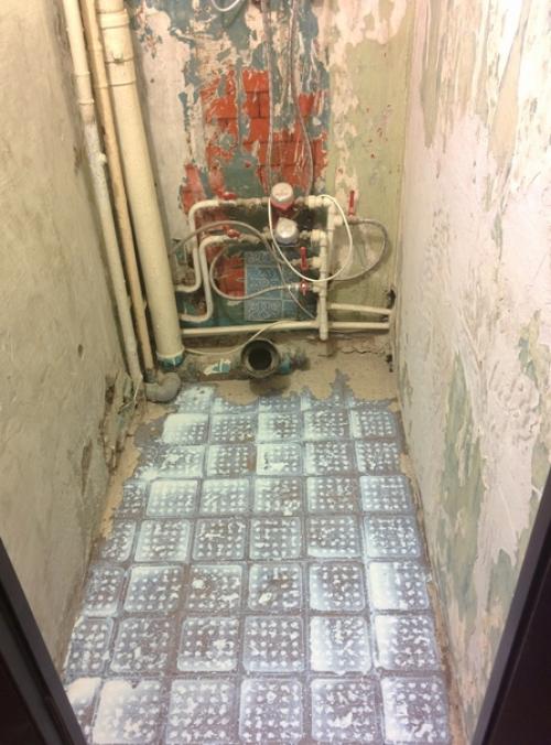 Вот так мы свой туалет ремонтировали. 01