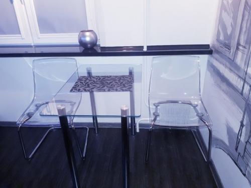 Вот такой ремонт сделали у себя в хрущевке. 01