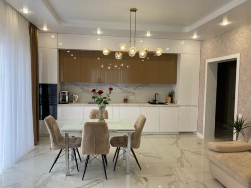 Долго разрабатывали данный интерьер и вот что мы имеем на данный момент. 05