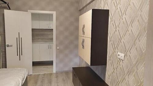 Это комната, которую мы подготовили для нашего сына. 02