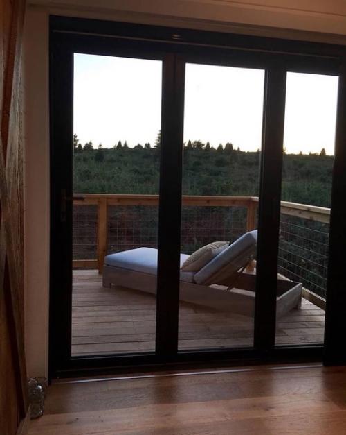 Небольшой загородный домик, но какой уютный. 05