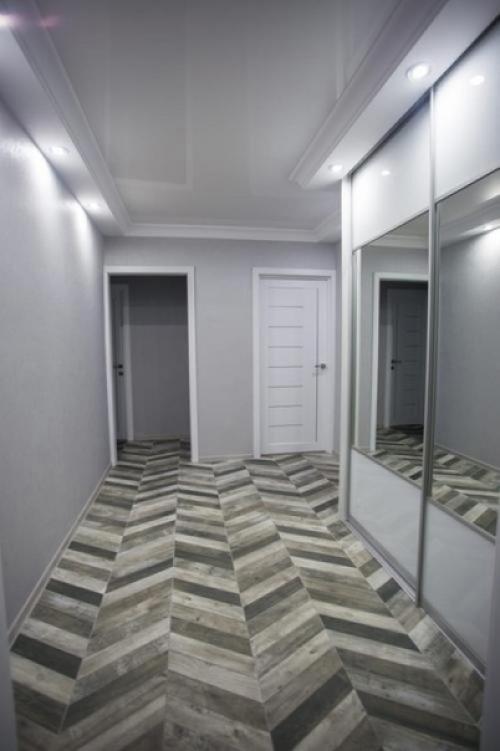 Купили новую квартиру и сразу же принялись делать в ней ремонт. 07