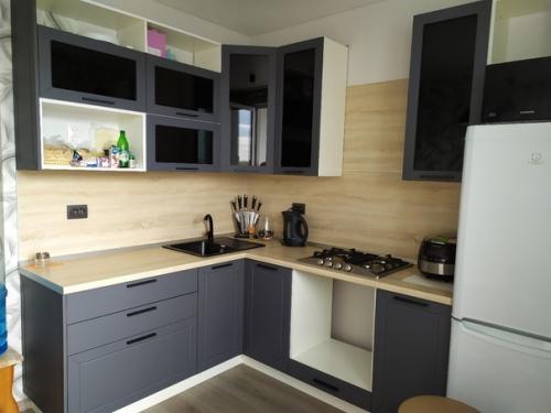 Наконец - то закончили ремонт на нашей кухне, осталось поставить духовку, заказали мы ждём.