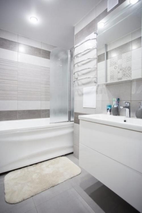 Купили новую квартиру и сразу же принялись делать в ней ремонт. 05