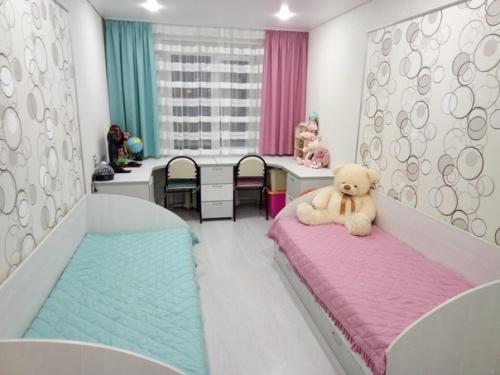 Бюджетный ремонт в детской комнате для разнополых детей сделали. 02