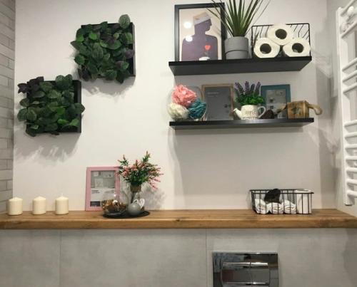 Небольшая квартира, но с новым современным ремонтом, и полностью оборудована всем необходимым для жизни. 06