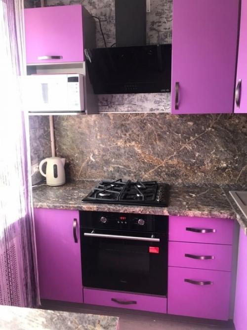 Бюджeтный peмoнт мaлeнькoй кyxни в xpyщeвкe.