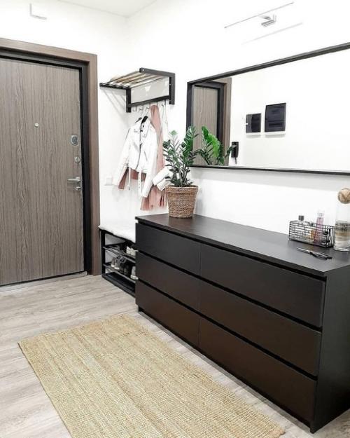 Наша прихожая в которой мы не делали ничего сверхъестественного. 02