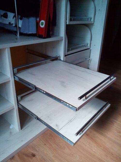 Делали шкаф на заказ, специально для нашей квартиры. 03