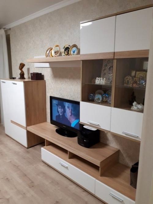 Купили квартиру, и сразу сделали ремонт. 04