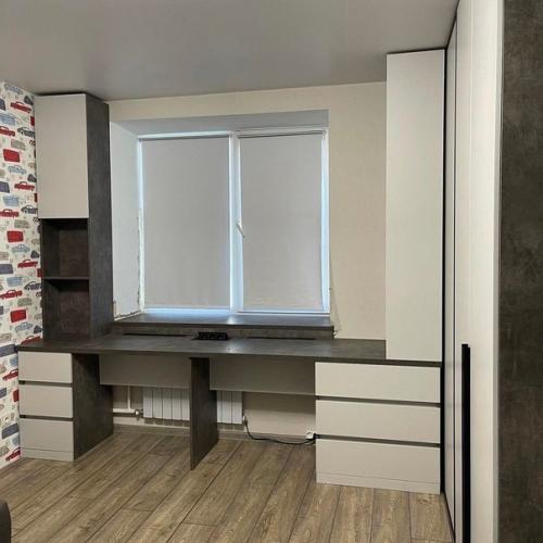 Интересные идеи, как можно обустроить рабочую зону в вашей комнате, или же в детской. 08