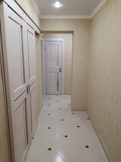 Купили квартиру, и сразу сделали ремонт. 07