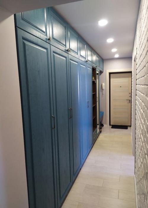 Вот так мы коридор у себя в квартире отремонтировали. 05