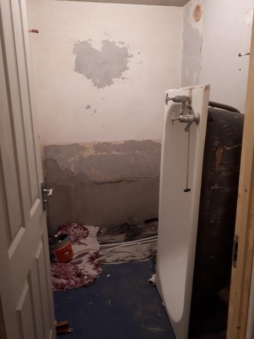 Сделали ремонт в нашем санузле и ванной комнате. 02