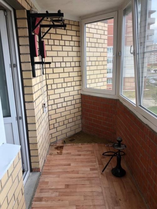 Себе чилаут зону на балконе сделал. 01