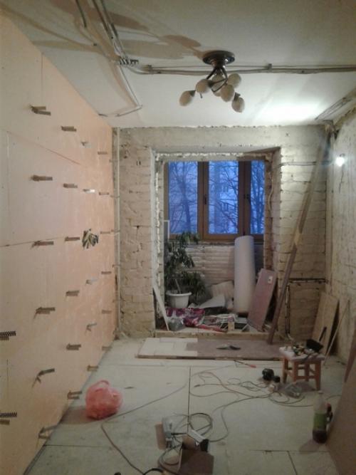 Вот так мы комнату у нас в квартире приспособили.