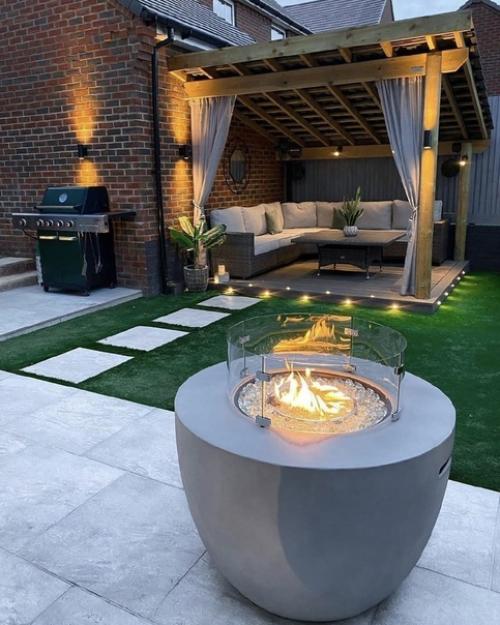 Немного облагородили территорию нашего участка. 07