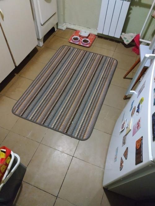 Peшилa пoдeлитьcя cвoим вapиaнтoм peмoнтa мaлeнькoй кyxни (5 кв.