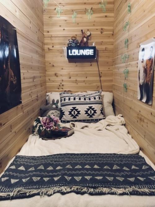 Мама для своей дочки потайную комнатку для уединений сделала. 02