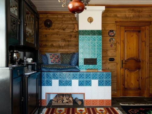 Мы представляем гостевой дом, оформленный в стиле русской усадьбы в прекрасном городе Суздале. 02