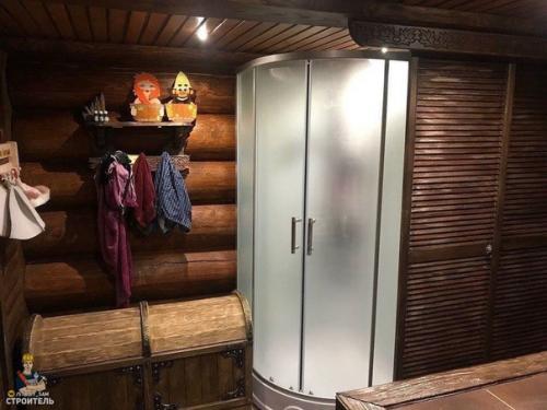 Все демонстрируют свои квартиры, а я покажу свою баньку. 01