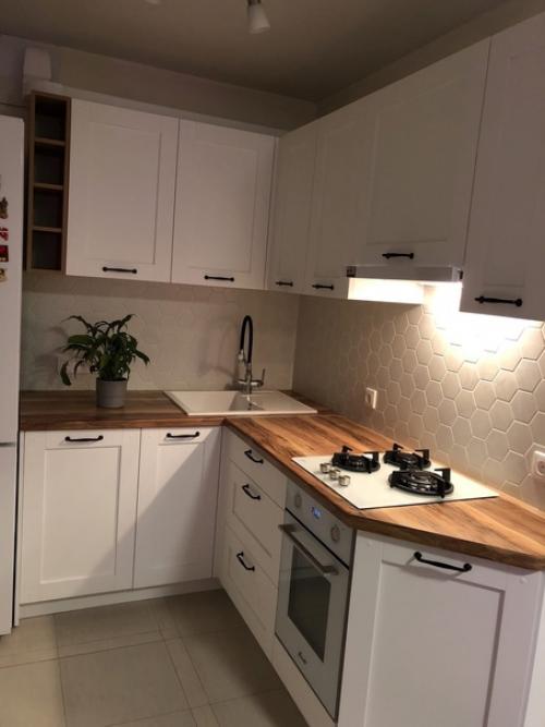 Обходились без кухни пару лет и вот наконец то мы ее себе сделали. 02