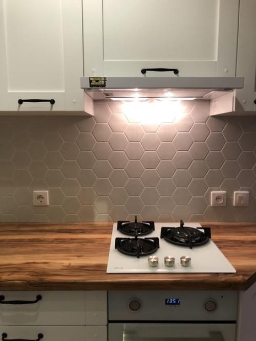 Обходились без кухни пару лет и вот наконец то мы ее себе сделали. 04