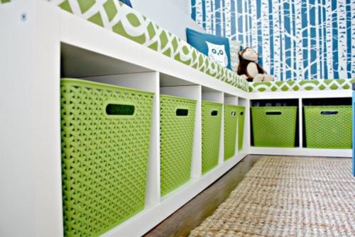 Очень надоели разбросанные по всей квартире детские игрушки, уже не знала что с этим делать, пока не нашла идею. 01