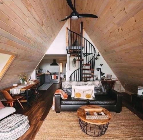 Жить в таком домике одно удовольствием. 05