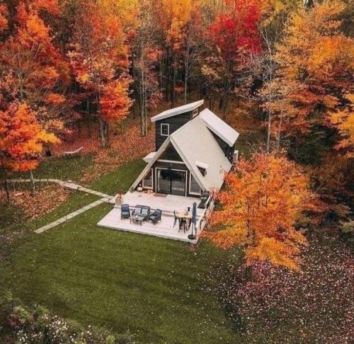 Жить в таком домике одно удовольствием. 01