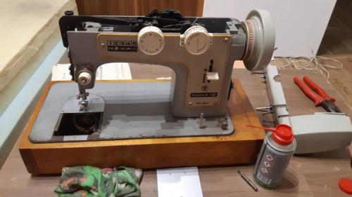 Посмотрели мы, сколько нынче стоит диван в магазине и обалдели. 03