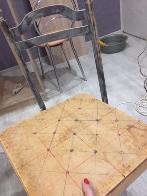 Подвернулся старый древний стул, решила восстановить его. 01