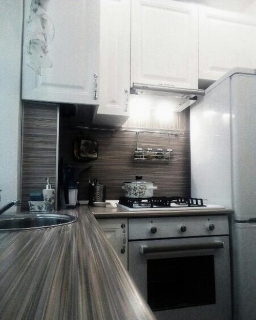 Осуществилась моя мечта - мойка у окна. 01