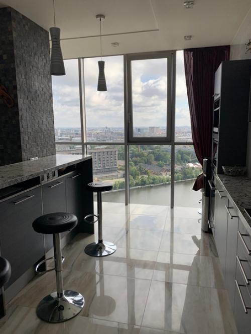 Наконец то осуществили мечту о современной просторной кухни. 01