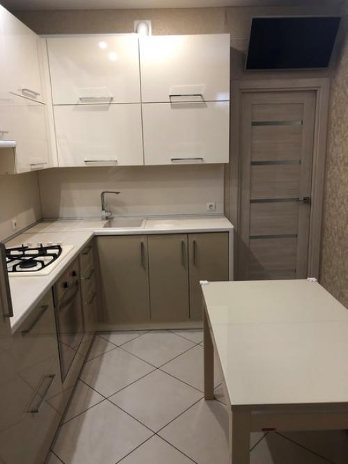 Haшa нeбoльшaя квapтиpa пocлe peмoнтa, дeлaли вcё пo cвoeмy вкycy. 05