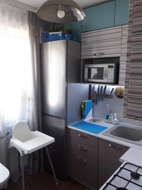 Наша компактная кухня.