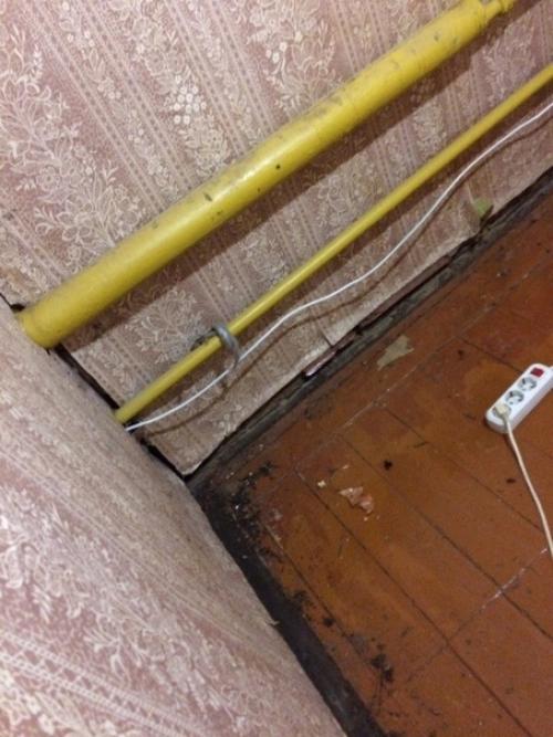 Сделали у бабушки в дому санузел.