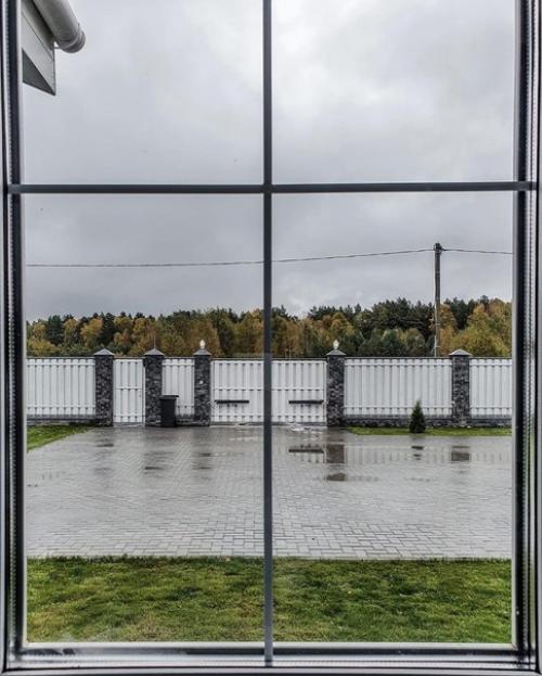 Интерьер дома задуман с целью создать атмосферу уюта. 09