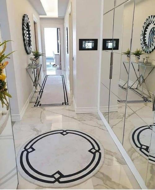 Прихожая - это первое, что встречает гостей, и это лицо вашей квартиры. 01