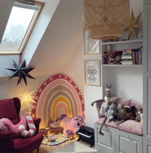 На мансардном этаже вы можете создать невероятное игровое пространство, чтобы удивить своего ребенка. 01