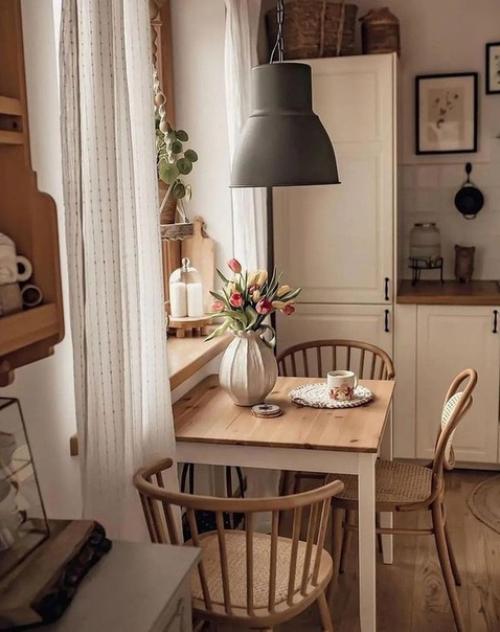 При оформлении этой квартиры уют высшим приоритетом был. 01