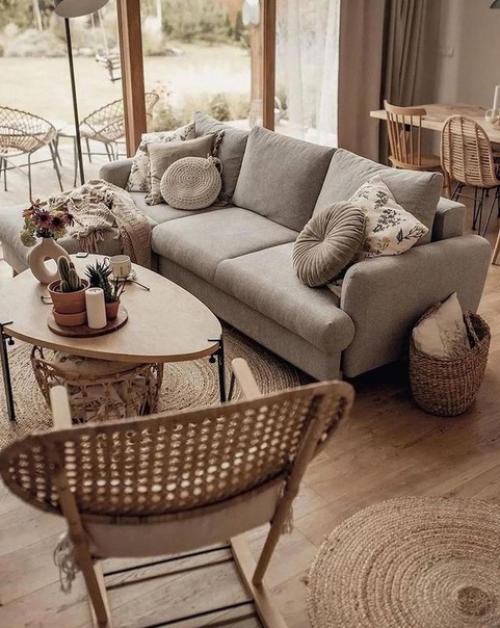 При оформлении этой квартиры уют высшим приоритетом был. 03